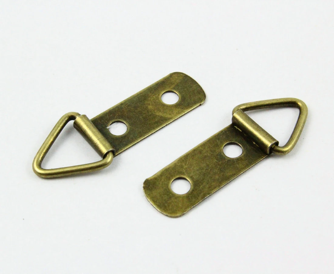 Pair heavy duty picture frame hanger
