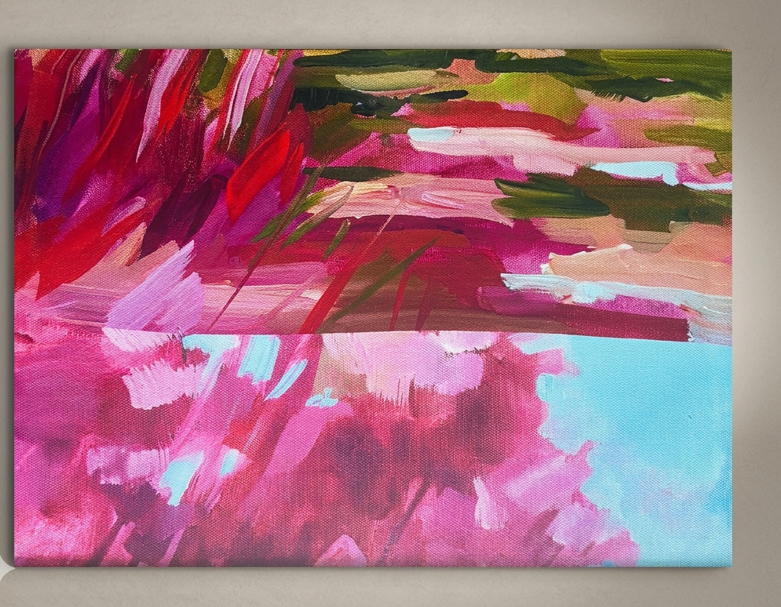 83.82cm  x116.84cm cloth stretched floaten frame