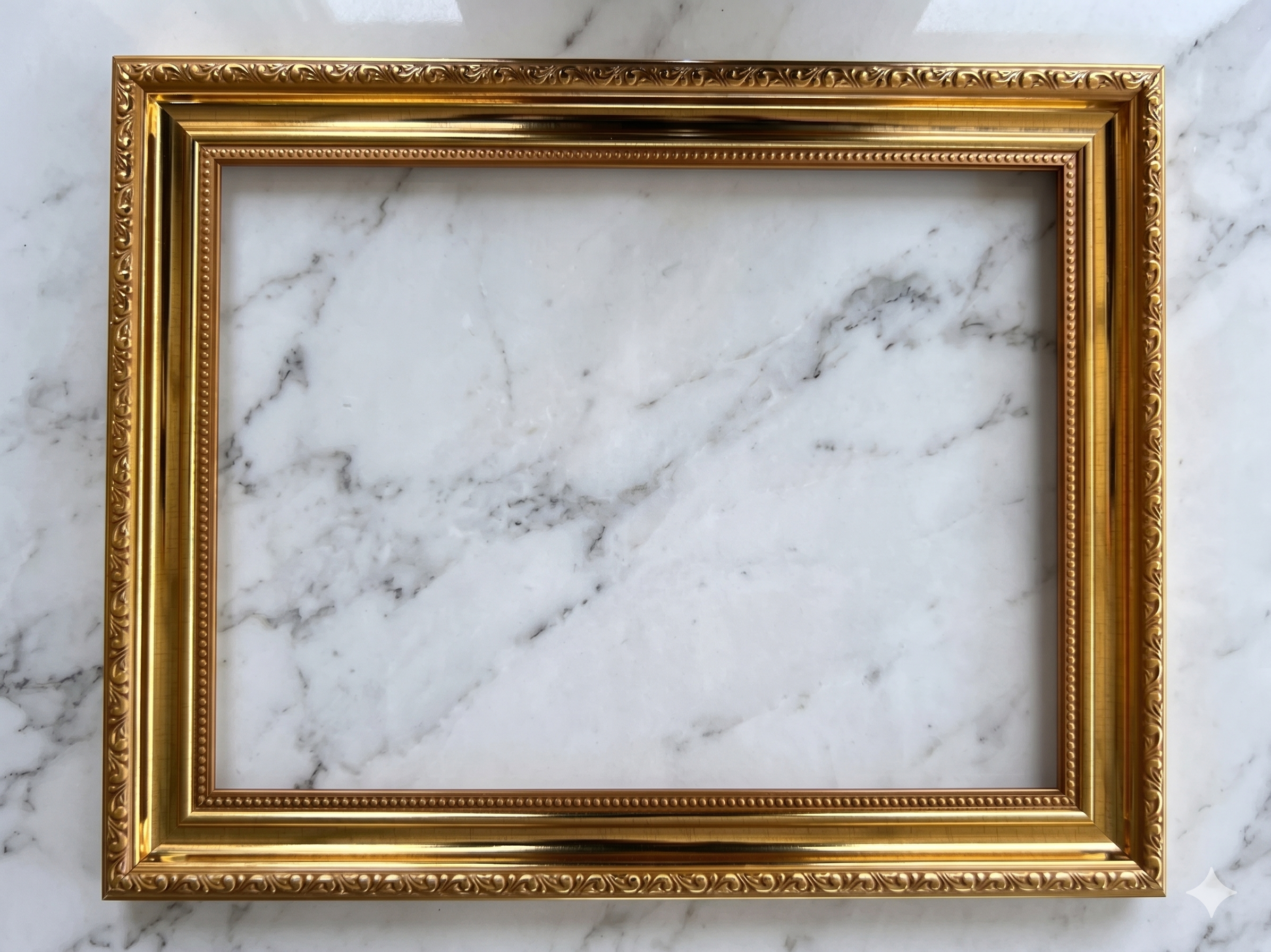 Vibrant Gold / Ornate Fibre Frame